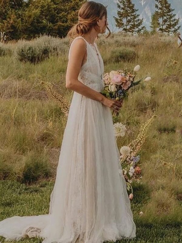 Boho Brautkleid Schwebender Moment