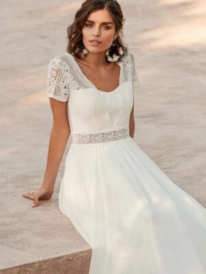 Boho Brautkleid Lichtsilber