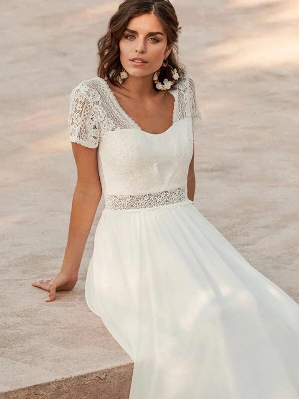 Boho Brautkleid Lichtsilber