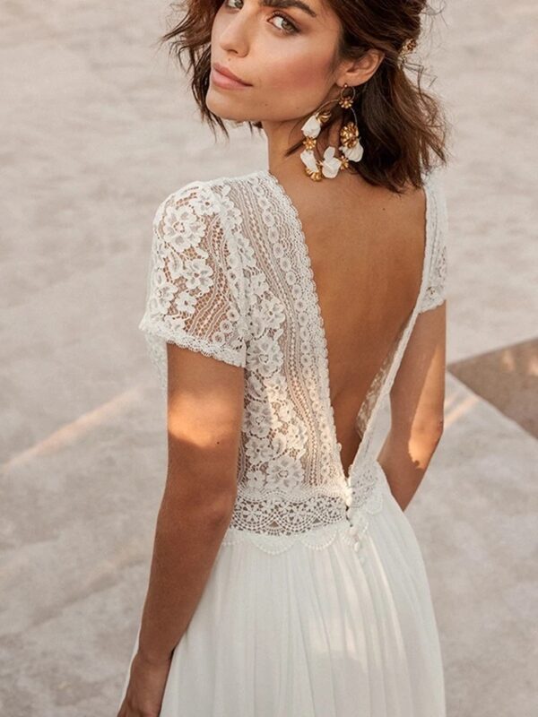 Boho Brautkleid Lichtsilber