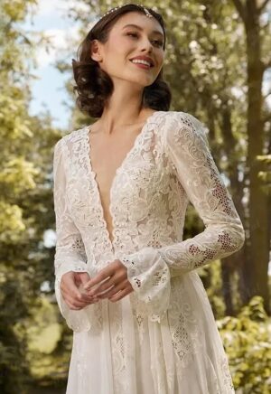 Boho Brautkleid Tanz im Nebel