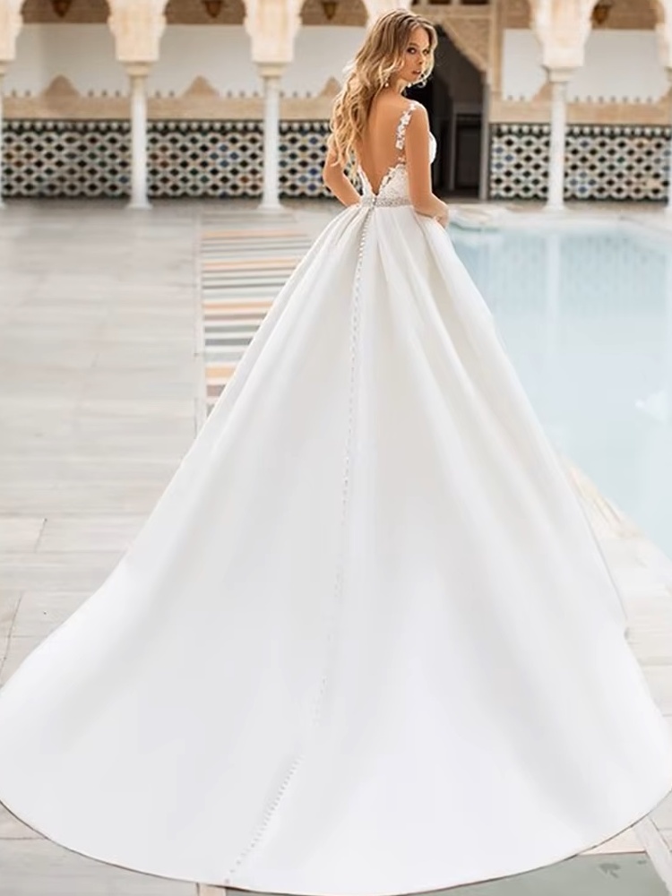 Sexy A Line Wedding Dress Lace Appliques Satin Bridal Dress Bohemian Wedding gowns Floor Length Customized vestido de noiva 2 Sexy A Line Wedding Dress Lace Appliques Satin Bridal Dress Bohemian Wedding gowns Floor Length Customized vestido de noiva – Bild 2