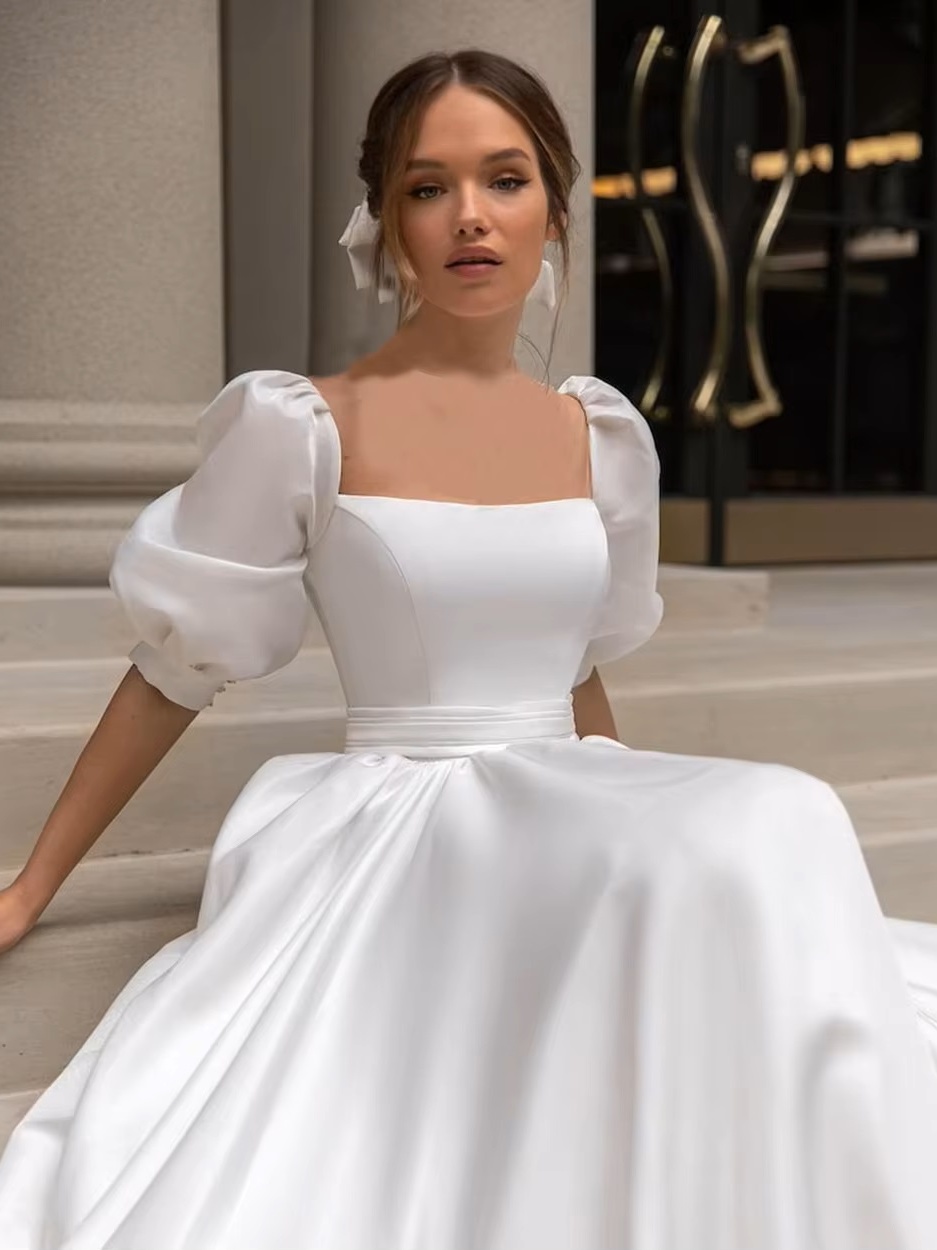 SoDigne 2023 Modern Boho Wedding Dresses Satin Short Sleeves Bow Square Collar Appliques Bride Dress Customized Wedding Gowns 3 SoDigne 2023 Modern Boho Wedding Dresses Satin Short Sleeves Bow Square Collar Appliques Bride Dress Customized Wedding Gowns – Bild 3