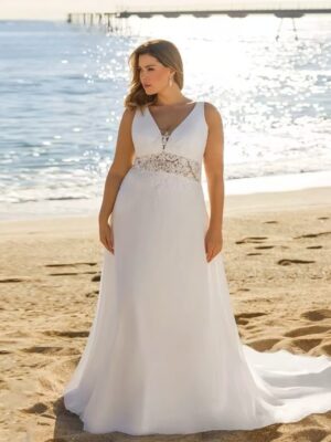 Beach Wedding Dresses Plus Size Deep V Neck Sleeveless Bride Gowns Appliques Back Button Sweep Train A-Line Vestido De Noiva