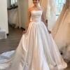 SoDigne A-line Satin Simple Wedding Dresses Strapless Sleeveless Bridal Dress Long Wedding Gown Robe De Mairee Customized 9 S7b89d4f47ed743c7a8b73fbea1ad372f2 Cropped