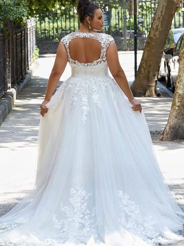 Customized Wedding Dresses Plus Size V-Neck Cap Sleeves Backless Bride Gowns Applique A-Line Sweep Train Tulle Vestido De Noiva – Bild 2