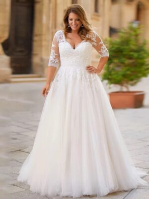 Elegant Tulle Wedding Dresses Plus Size V Neck 3/4 Sleeves Bride Gowns Back Lace Up Sweep Train A-Line Vestido De Noiva 2025