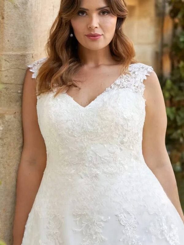 Customized Ivory Wedding Dresses Plus Size V Neck Sleeveless Bride Gowns Woman Appliques Sweep Train A-Line Vestidos De Novia – Bild 3