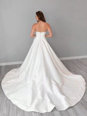 SoDigne A-line Simple Satin Wedding Dresses V-neck Sleeveless Bride Gown Women Split Bridal Dress vestidos de novia Customized 3 A3c8e76257c6b448d96710232d0a38a0cW Cropped