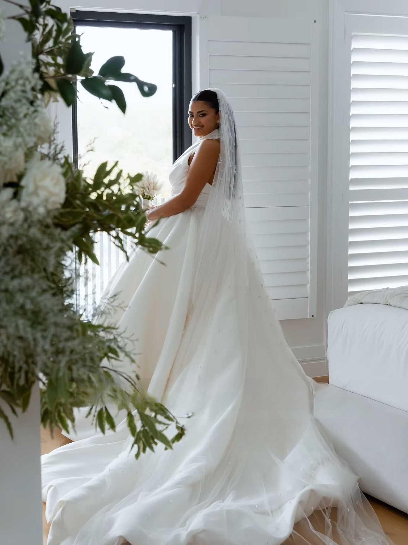 SoDigne A-line Satin Simple Wedding Dresses Sleeveless Halter Bridal Dress Long Wedding Gown Robe De Mairee Customized 3 SoDigne A-line Satin Simple Wedding Dresses Sleeveless Halter Bridal Dress Long Wedding Gown Robe De Mairee Customized – Bild 3