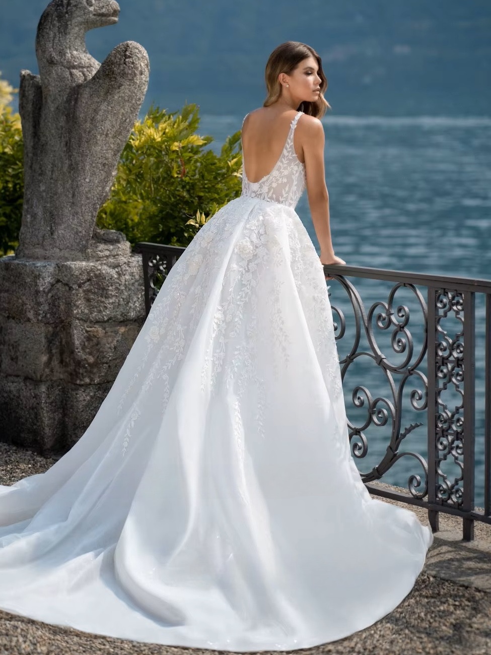 SoDigne Luxury A-line Wedding Dresses Square Collar Sleeveless Bridal Gown Beach Backless Appliques Tulle Split Bridal Dress 2 SoDigne Luxury A-line Wedding Dresses Square Collar Sleeveless Bridal Gown Beach Backless Appliques Tulle Split Bridal Dress – Bild 2