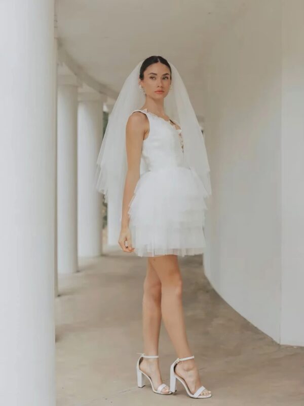 SoDigne Short Tulle Wedding Dresses V-neck Sleeveless Appliques Tiered Bridal Dress 2025 Mini A-line Customized Bride Gown – Bild 4